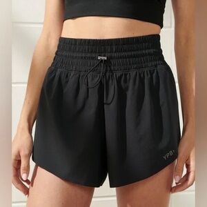 Abercrombie YPB motionTEK Ultra High Rise Lined Flyaway Short Women's